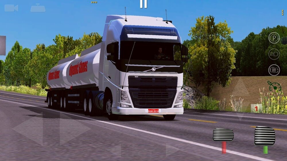 World Truck Driving Simulator APK MOD (Dinero Infinito) 2